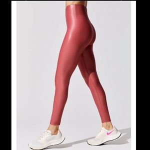 7/8 High Rise Legging Takara Shine Carbon38